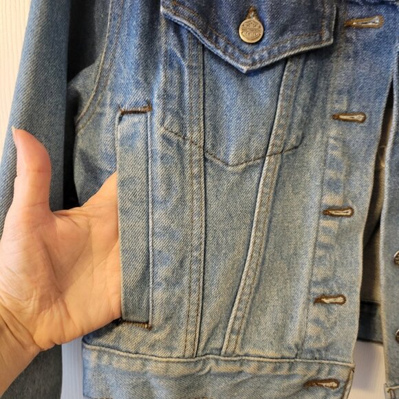 Harley Davidson Women's Cropped Ombré Jean Jacket Size S - Picture 3 of 9